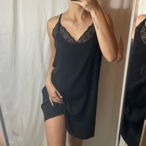 NEVER WORN KENDALL AND KYLIE lace mini dress